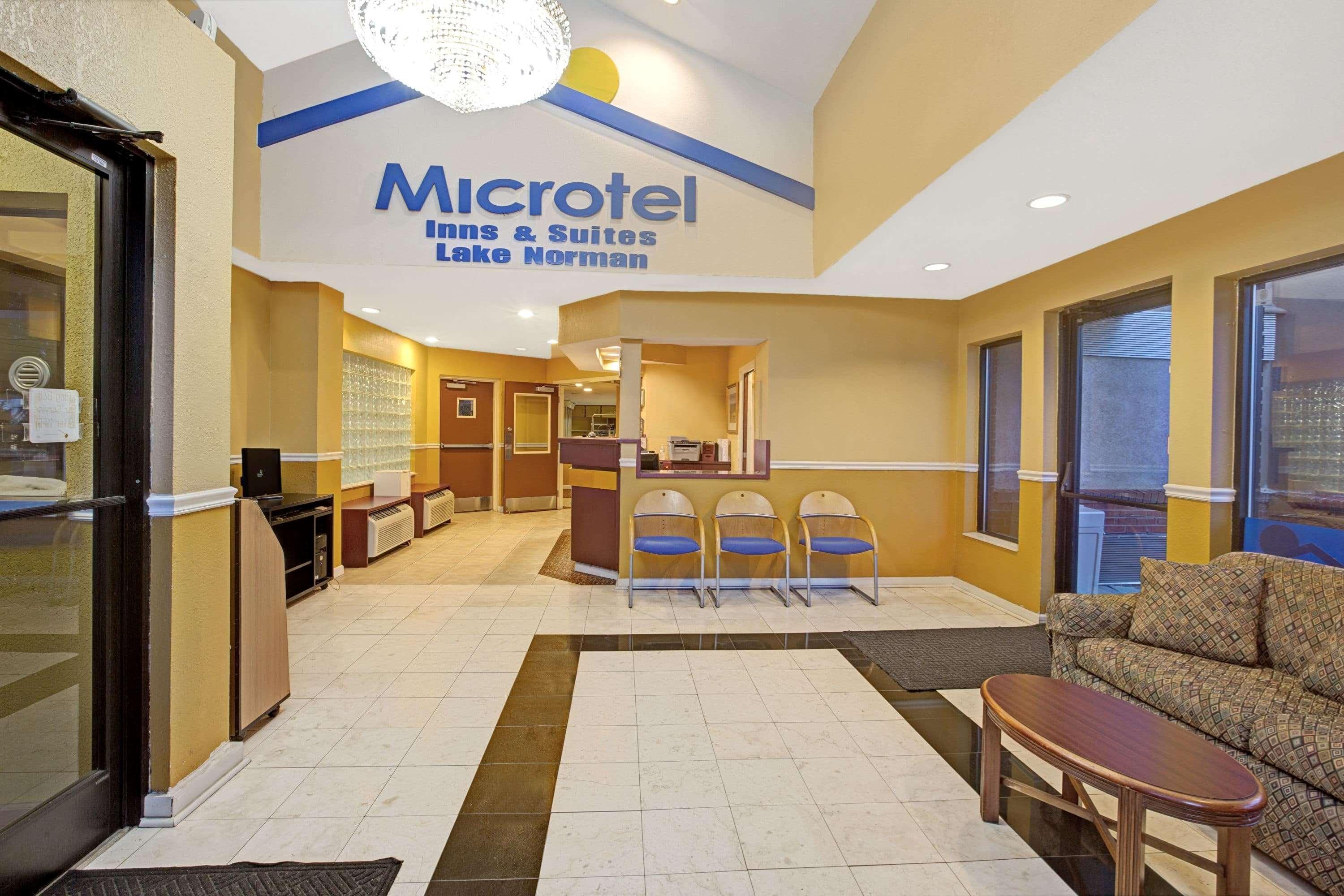 Microtel Inn By Wyndham Lake Norman Cornelius Exterior foto